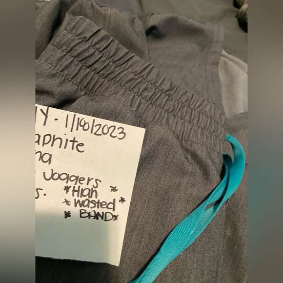 Graphite Figs - Picture 2 of 2